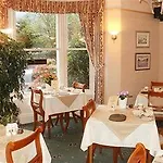 ゲストハウス Dalkeith 4*